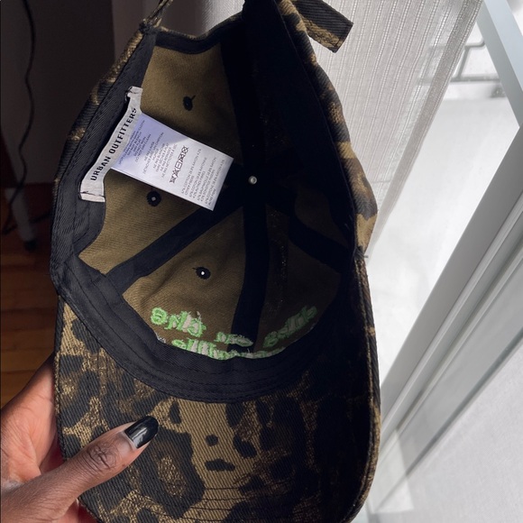 Leopard hat/cap - Picture 3 of 4